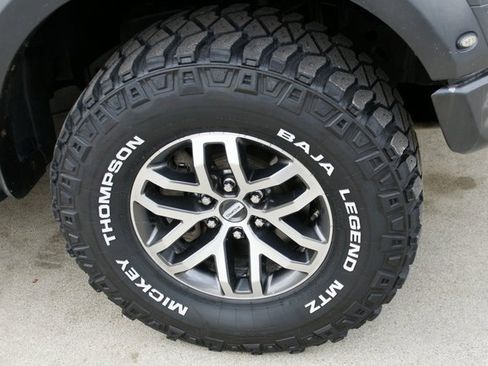 Used 2018 Ford F150 Raptor w/ Equipment Group 801A Mid image 8