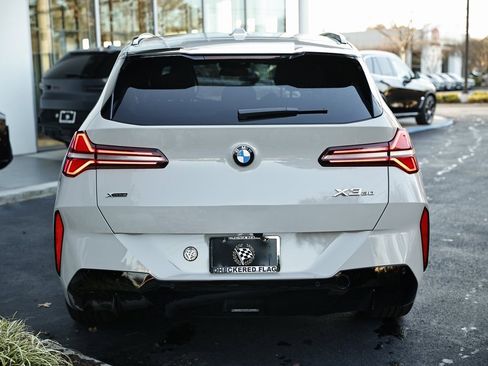 Certified 2025 BMW X3 xDrive30i w/ M Sport Package image 10