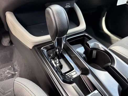 New 2026 Subaru Forester AWD/4WD image 30
