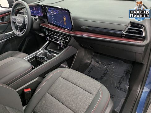 Used 2024 Chevrolet Traverse Z71 image 30