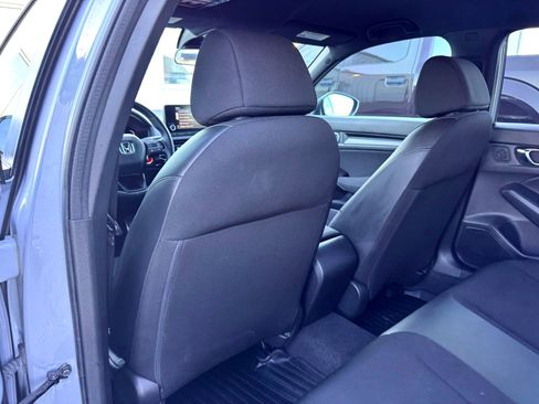 Used 2022 Honda Civic Sport image 17