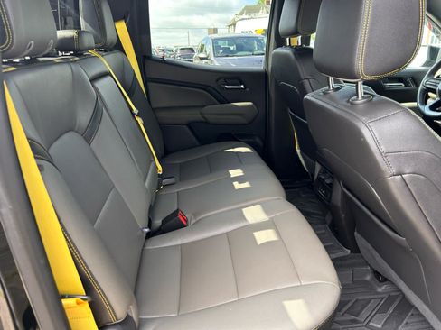 Used 2023 Chevrolet Colorado ZR2 w/ ZR2 Convenience Package III AWD/4WD image 27