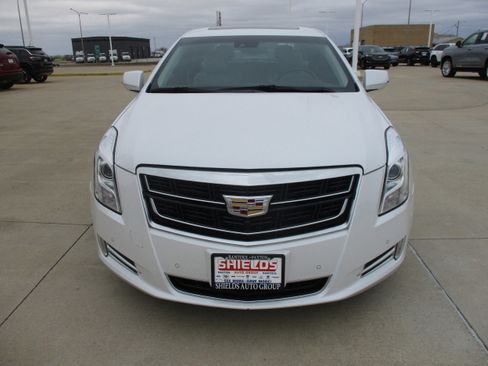 Used 2016 Cadillac XTS Luxury w/ Driver Awareness Package image 9