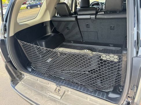 Used 2021 Toyota 4Runner Limited AWD/4WD image 28