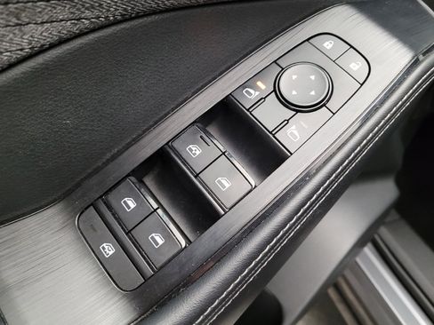Used 2021 Nissan Rogue SV FWD image 27