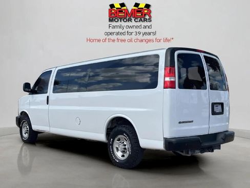 Used 2020 Chevrolet Express 3500 LS image 3