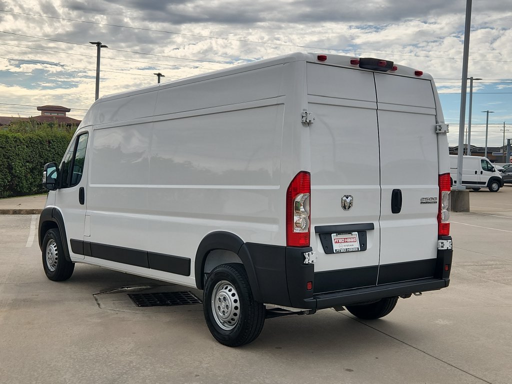 Used 2026 RAM ProMaster 2500 w/ Convenience Group FWD image 7