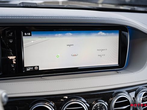 Used 2015 Mercedes-Benz S 550 Sedan w/ Premium 1 Package image 21