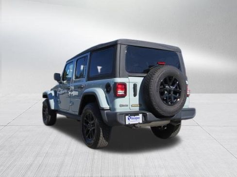 Used 2023 Jeep Wrangler Freedom Edition image 5