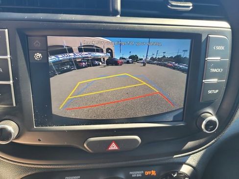 Used 2025 Kia Soul LX w/ LX Technology Package image 20