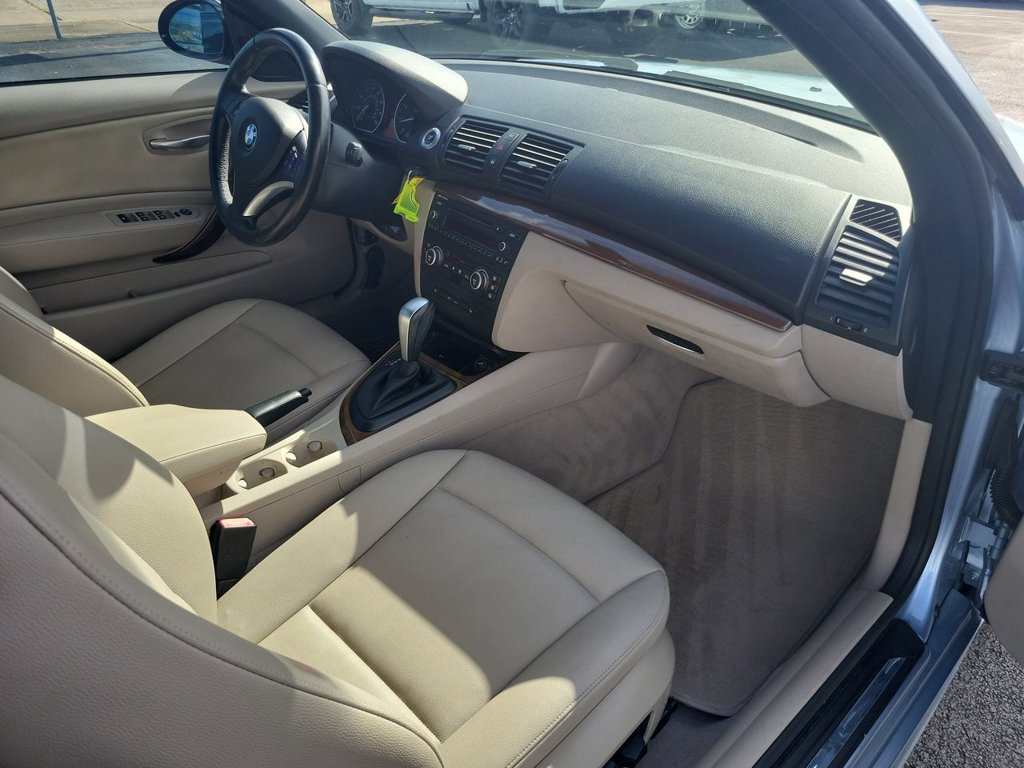 Used 2009 BMW 128i Convertible RWD image 26