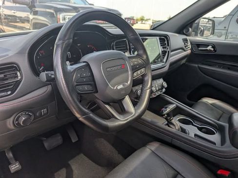 Used 2024 Dodge Durango GT RWD image 9