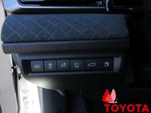 New 2026 Toyota Camry XLE image 10