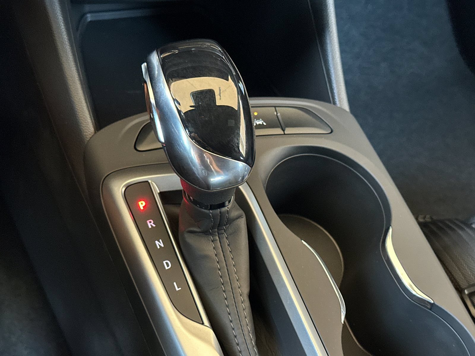 New 2026 Buick Envista Sport Touring FWD image 21