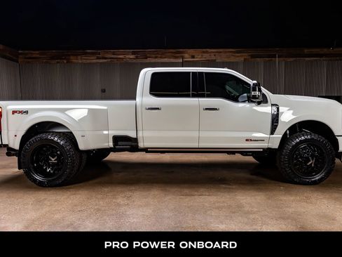 Used 2026 Ford F350 Platinum w/ Platinum Plus Package image 11
