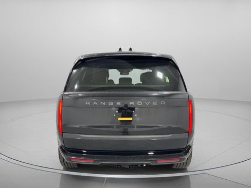New 2026 Land Rover Range Rover SE image 4