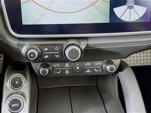 Used 2019 Ferrari GTC4Lusso T image 20