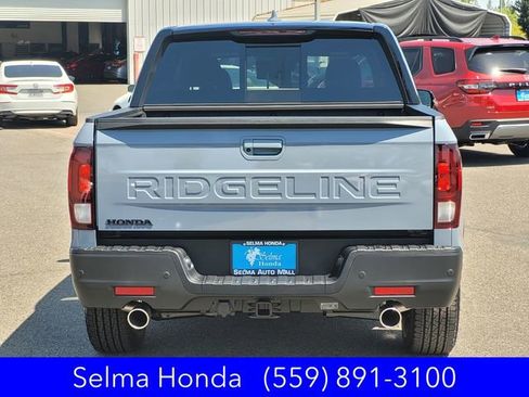 New 2026 Honda Ridgeline Black Edition image 5