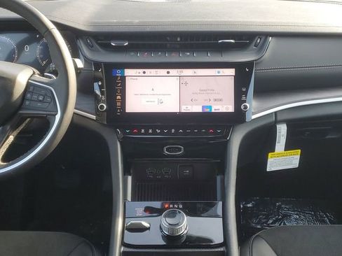 New 2026 Jeep Grand Cherokee Laredo image 17