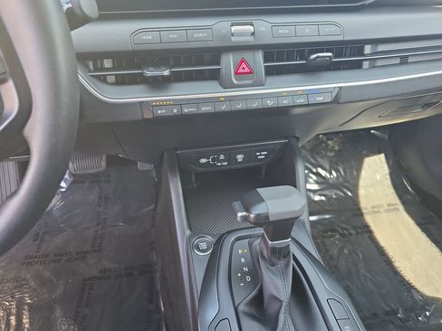 Used 2025 Kia K4 FWD image 17