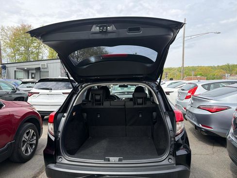 Used 2022 Honda HR-V LX image 10