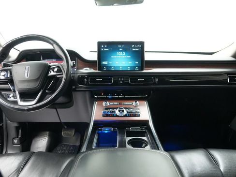 Used 2021 Lincoln Aviator Reserve w/ Equipment Group 210A AWD/4WD image 39