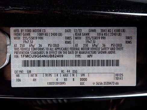 Used 2022 Ford Escape SE w/ SE Sport Appearance Package image 13