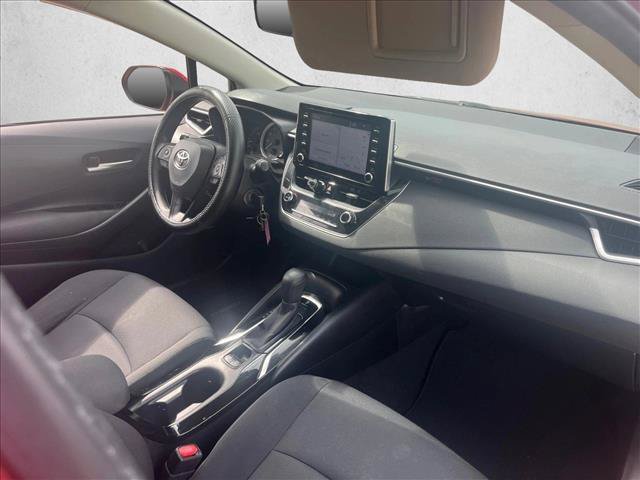 Used 2020 Toyota Corolla LE FWD image 18