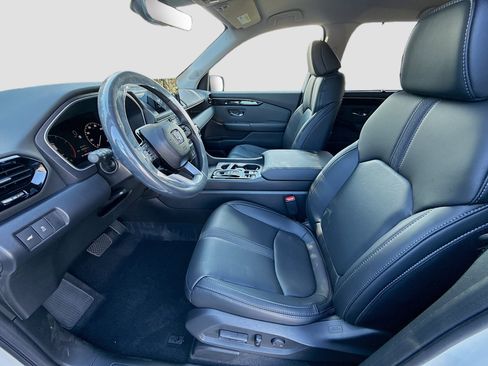 New 2025 Honda Pilot EX-L image 16