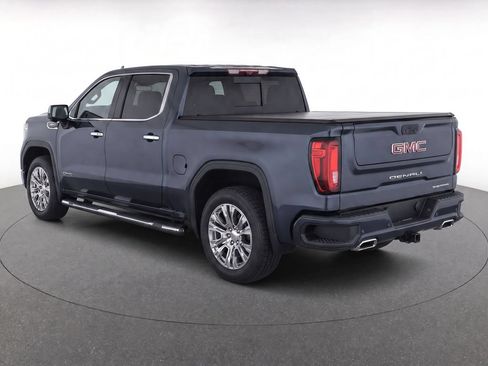 Used 2021 GMC Sierra 1500 Denali w/ Technology Package AWD/4WD image 6