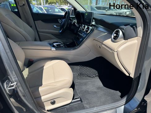 Used 2016 Mercedes-Benz GLC 300 image 27