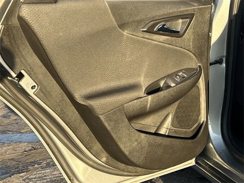 Used 2023 Chevrolet Malibu LT image 33