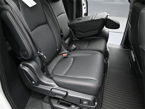 New 2026 Honda Odyssey Sport-L image 33