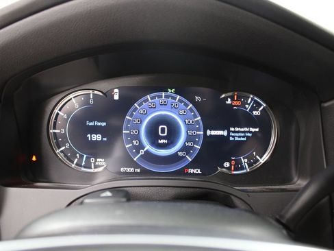 Used 2020 Cadillac Escalade Premium Luxury AWD/4WD image 39