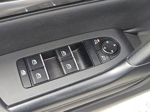 Used 2024 MAZDA CX-50 AWD 2.5 S w/ Preferred Package image 22