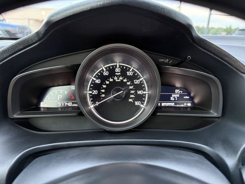 Used 2018 MAZDA MAZDA3 Sport w/ Preferred Equipment Package FWD image 14