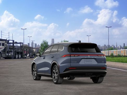 New 2026 Toyota Crown Signia XLE image 7