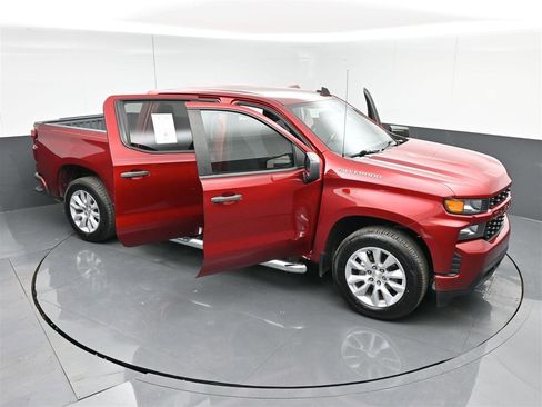 Used 2022 Chevrolet Silverado 1500 Custom image 37