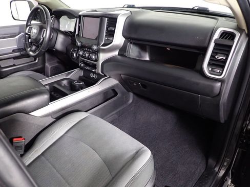 Used 2020 RAM 2500 Big Horn w/ Level 1 Equipment Group AWD/4WD image 33