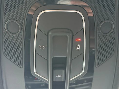 Used 2018 Audi A4 2.0T Premium w/ Convenience Package image 25