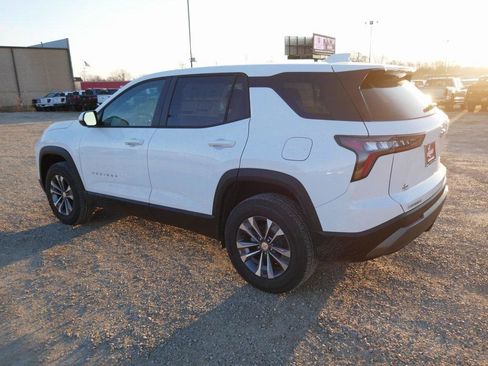 New 2026 Chevrolet Equinox LT image 6