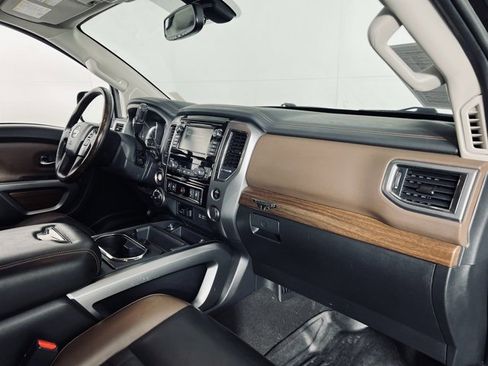 Used 2019 Nissan Titan Platinum Reserve w/ Platinum Utility Package image 19