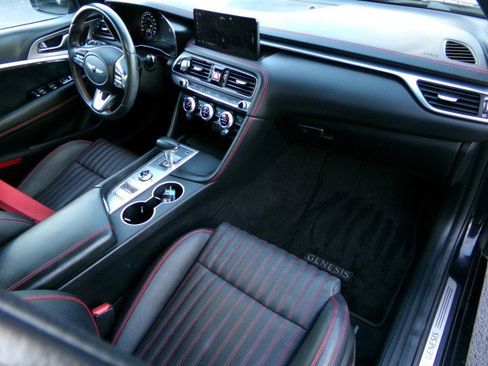 Used 2023 Genesis G70 2.0T w/ Sport Prestige Package image 13