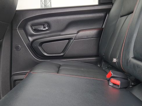 Used 2024 Nissan Titan PRO-4X w/ Pro-4x Convenience Package image 17