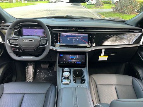 New 2025 Jeep Wagoneer S Limited image 11