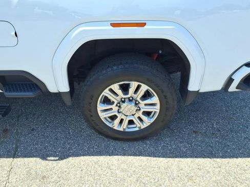 Used 2022 GMC Sierra 3500 Denali w/ Denali Ultimate Package AWD/4WD image 20