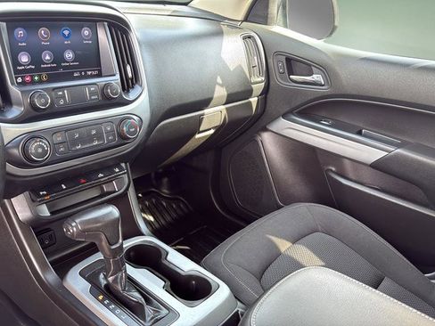 Used 2021 Chevrolet Colorado LT w/ Fleet Safety Package image 20