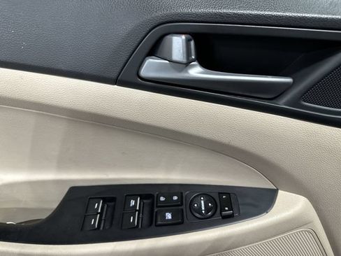 Used 2016 Hyundai Tucson Limited FWD image 19