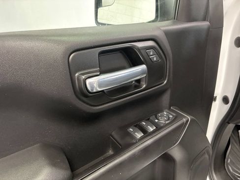 Used 2020 Chevrolet Silverado 1500 Custom Trail Boss AWD/4WD image 9