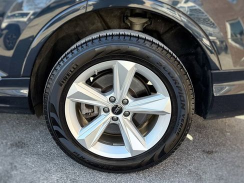 Used 2023 Audi Q7 2.0T Premium Plus w/ Premium Plus Package image 19